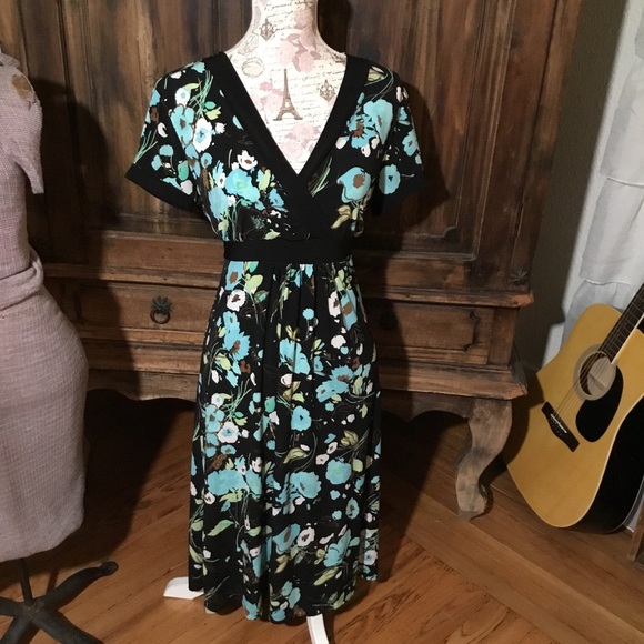 Summer or Spring Dress - Picture 1 of 3